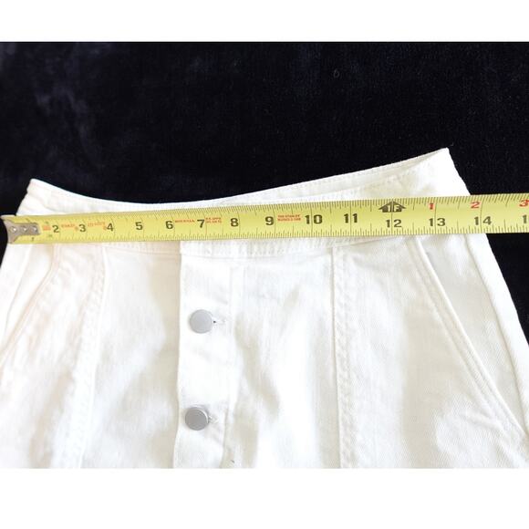 NEW White Jean Skirt with Side Pockets - Picture 4 of 6